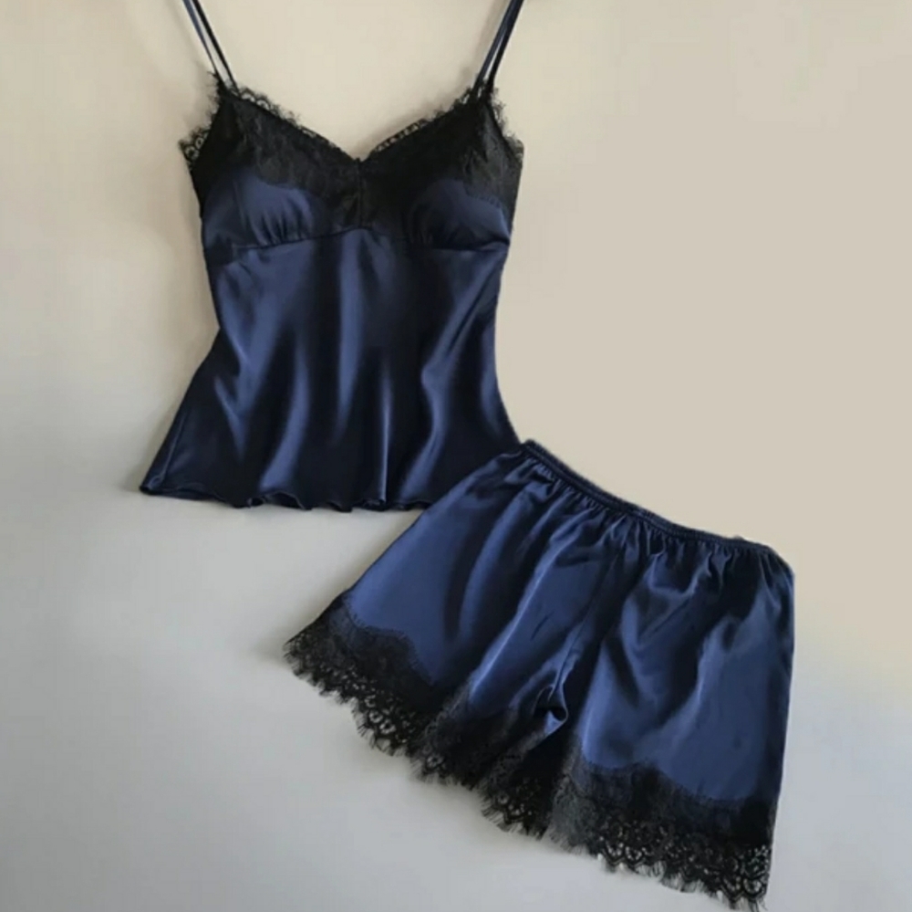 2pcs WOMEN SATIN PAJAMAS - Picture 3 of 3